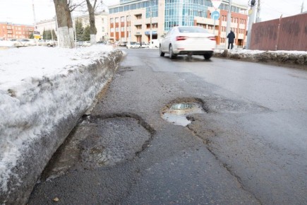 Министр транспорта Тульской области Светлана Воскресенская заявила, что ямы будут только увеличиваться