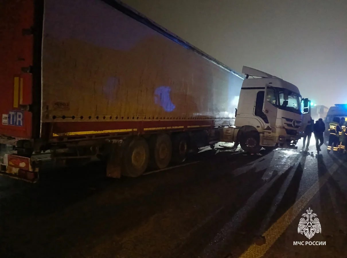 Тульские спасатели за сутки потушили пожар и выезжали на два ДТП