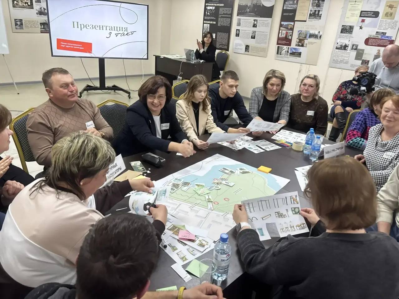 Дмитрий Миляев: Жители Киреевского района выбирают концепцию благоустройства Центрального парка Дмитрий Миляев: Жители Киреевского района выбирают концепцию благоустройства Центрального парка