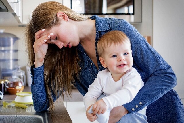 Почему работа на дому для мам не так проста, как кажется