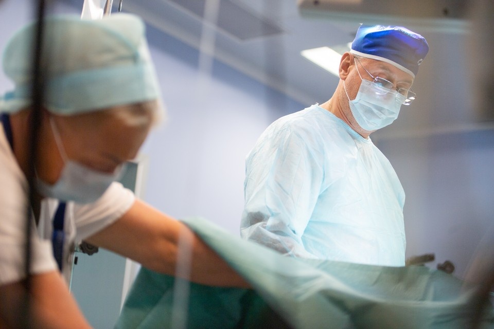 Как медикам выйти на пенсию раньше: условия и критерии