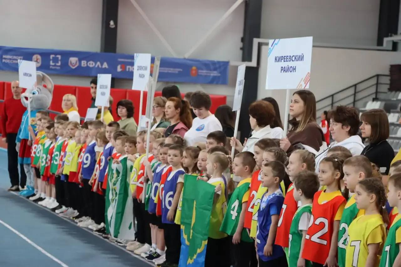 «Крошка-ГТОшка» ставит рекорды: более 10 000 юных участников по всей области «Крошка-ГТОшка» ставит рекорды: более 10 000 юных участников по всей области