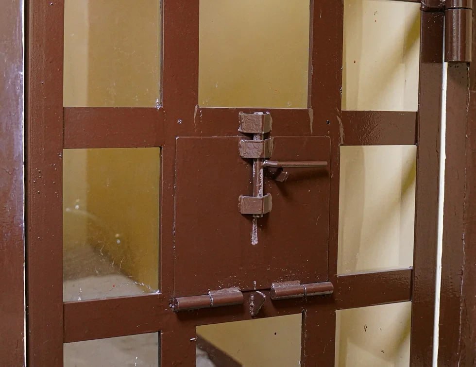 Подросток жестоко избил прохожего в Туле