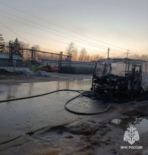 В Первомайском сгорел автобус