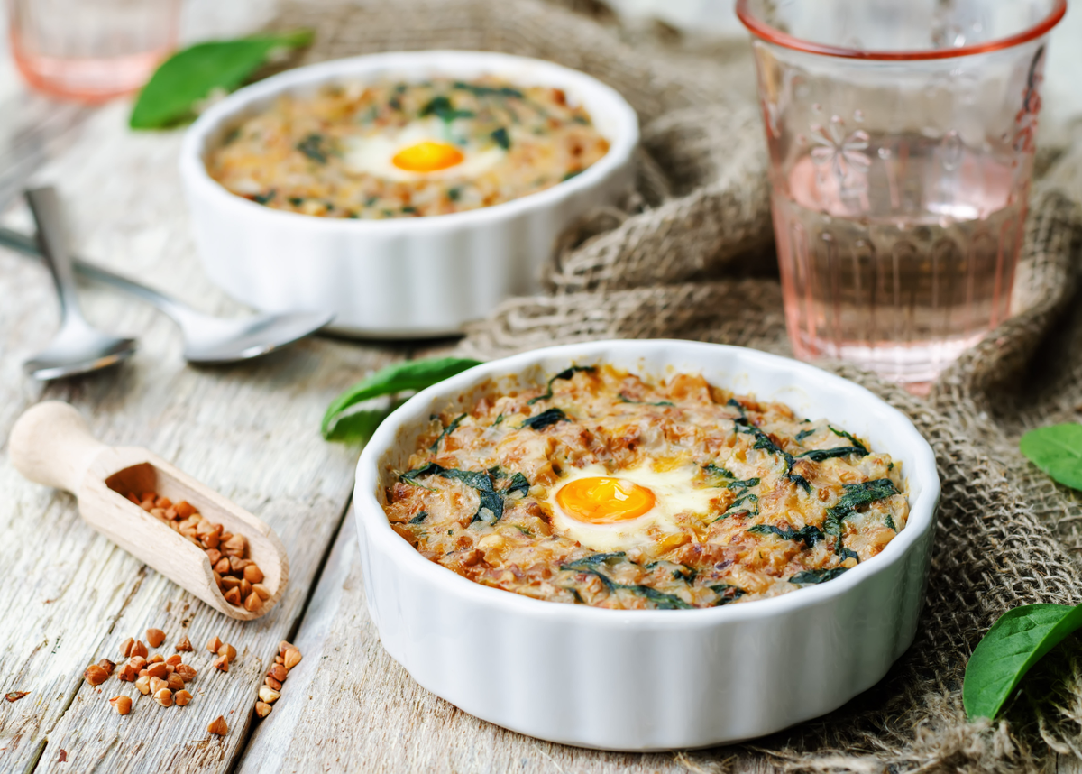 Завораживающая гречневая запеканка с сыром и зеленью для здоровья и экономии