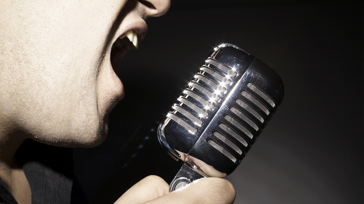 Артисты способны легально использовать иностранные псевдонимы