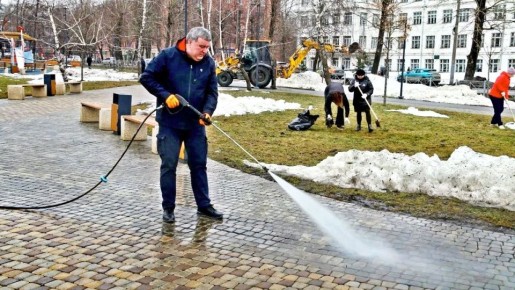 В Туле прошёл первый в этом году весенний субботник