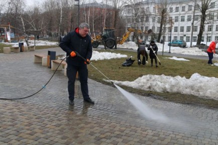 Илья Беспалов: Провели первый в этом году весенний субботник