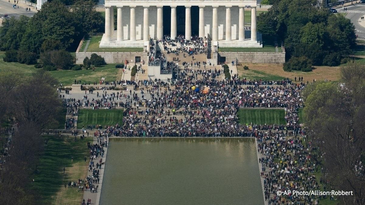 В США началась новая волна антитрамповских акций "No Kings" В США началась новая волна антитрамповских акций "No Kings"