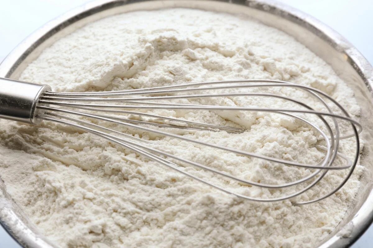 Уникальный лайфхак с кухонным венчиком, который может изменить вашу выпечку