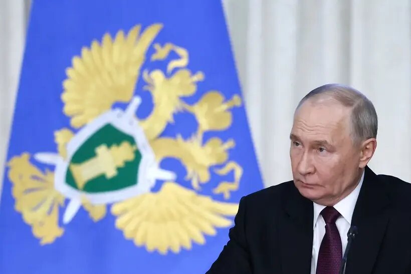 Путин призывает прокуратуру отслеживать финансирование оборонного заказа