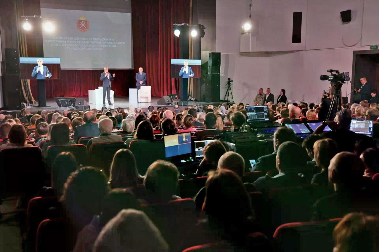 «Чем ближе ты находишься к людям, тем сложнее твоя работа»: Дмитрий Миляев поблагодарил сельских старост за работу с жителями «Чем ближе ты находишься к людям, тем сложнее твоя работа»: Дмитрий Миляев поблагодарил сельских старост за работу с жителями