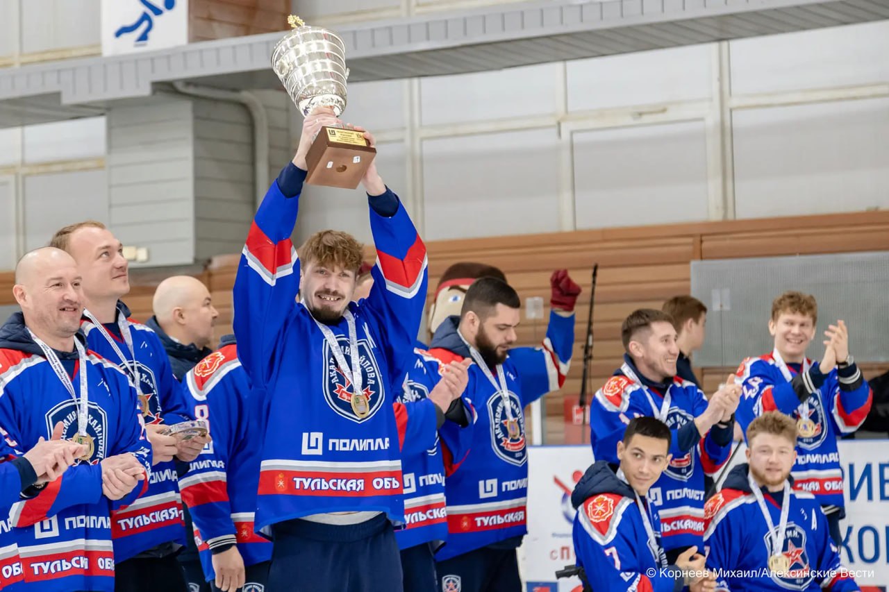 В Алексине наградили победителя чемпионата России – тульскую команду «АКМ-следж»