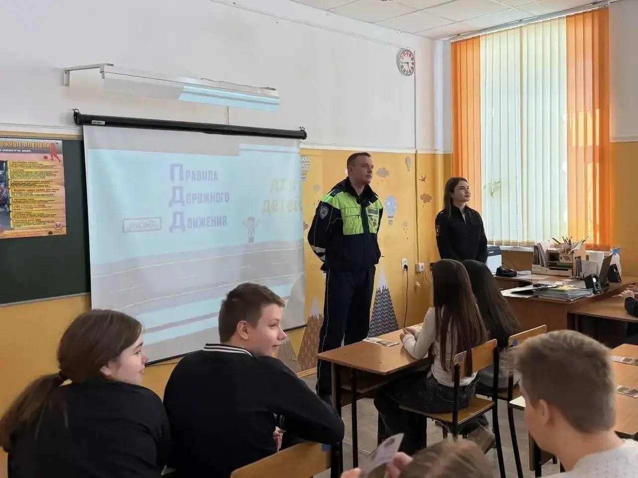 Безопасность детей на дорогах в весенний период: профилактика дорожно-транспортных происшествий среди несовершеннолетних Безопасность детей на дорогах в весенний период: профилактика дорожно-транспортных происшествий среди несовершеннолетних