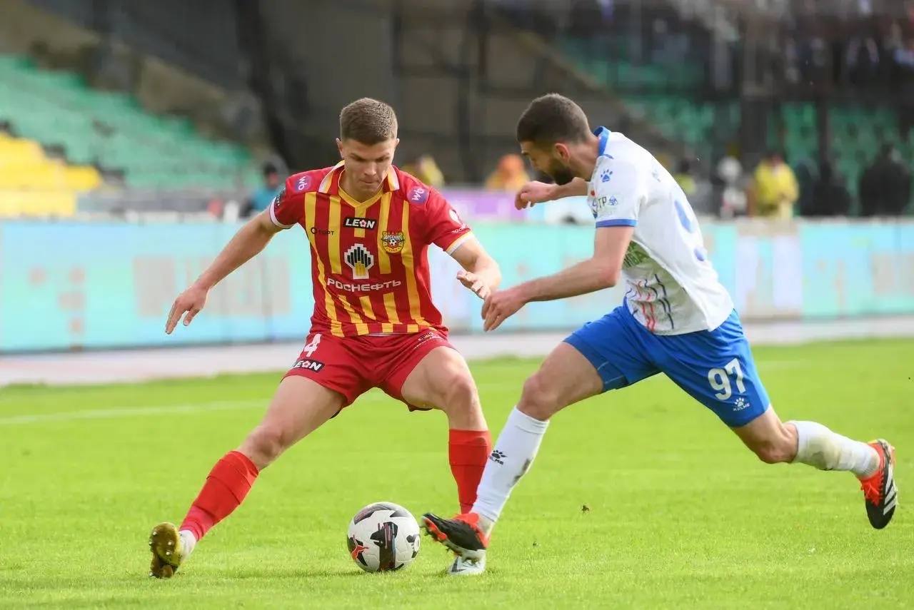 Дмитрий Миляев: Сегодня на трибунах нашего стадиона вместе с тысячами туляков болел за «Арсенал» Дмитрий Миляев: Сегодня на трибунах нашего стадиона вместе с тысячами туляков болел за «Арсенал»