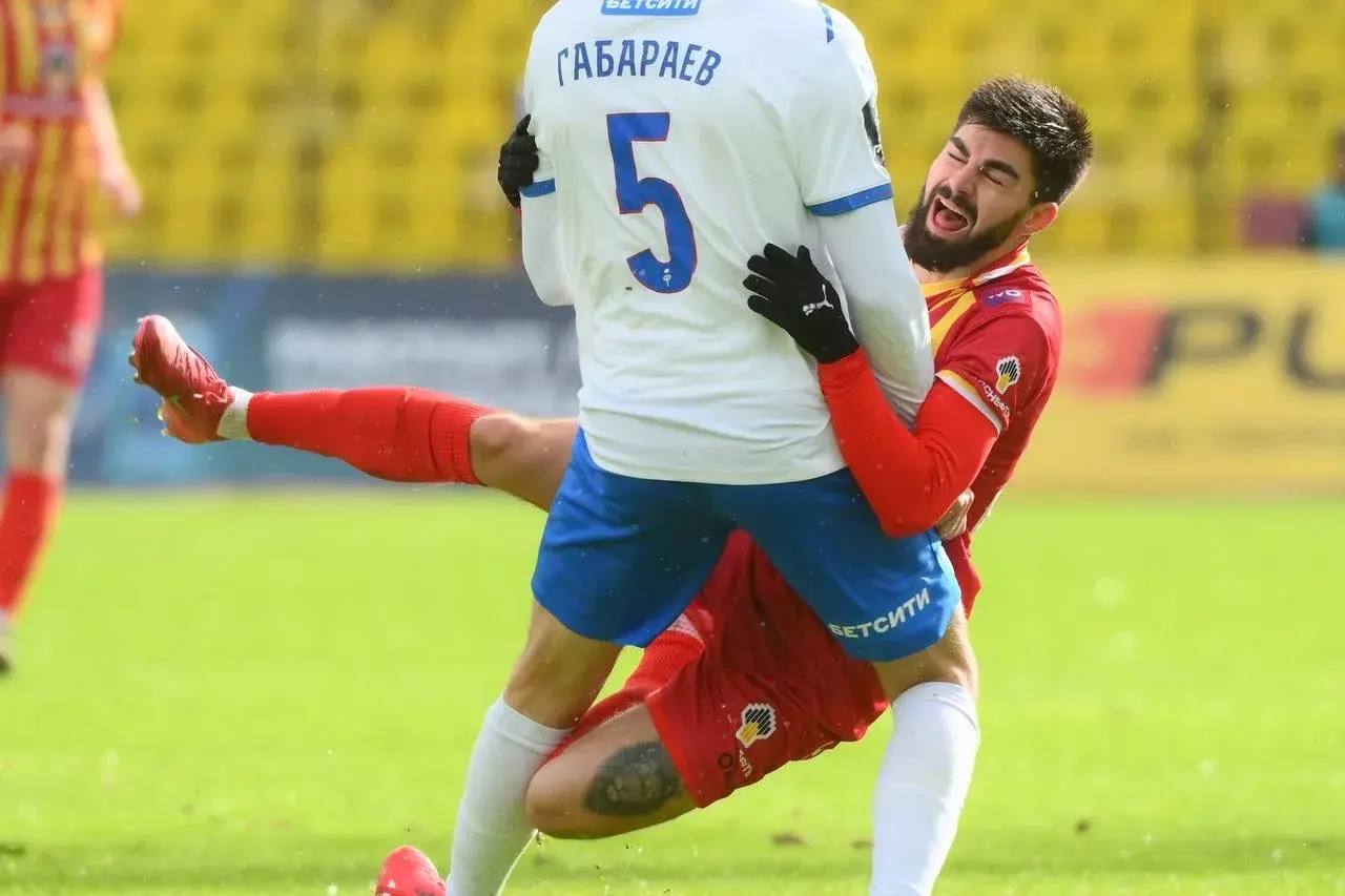 Дмитрий Миляев: Сегодня на трибунах нашего стадиона вместе с тысячами туляков болел за «Арсенал» Дмитрий Миляев: Сегодня на трибунах нашего стадиона вместе с тысячами туляков болел за «Арсенал»