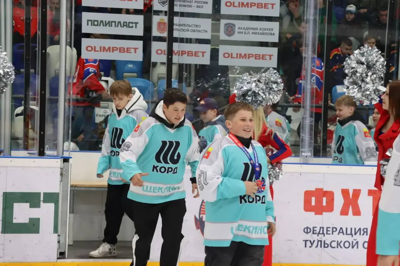 Дмитрий Миляев: #Нашасилавспорте. В Туле наградили победителей регионального этапа Всероссийских соревнований «Золотая шайба» В Ледовом дворце состоялась торжественная церемония закрытия регионального этапа Всероссийских... Дмитрий Миляев: #Нашасилавспорте. В Туле наградили победителей регионального этапа Всероссийских соревнований «Золотая шайба» В Ледовом дворце состоялась торжественная церемония закрытия регионального этапа Всероссийских...