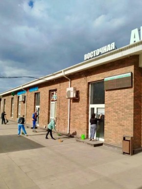 Сотрудники регионального минтранса привели в порядок автостанцию «Восточная»