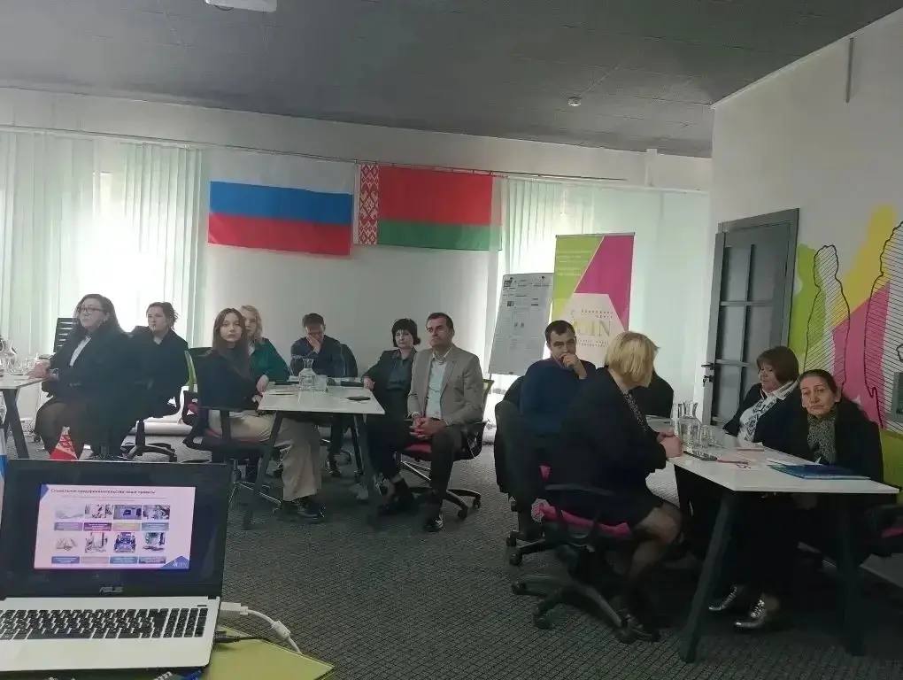 Дмитрий Миляев: В День независимости Республики Беларусь резиденты проекта «Сделано в Тульской области» в Минске примут участие в ярмарке товаропроизводителей Дмитрий Миляев: В День независимости Республики Беларусь резиденты проекта «Сделано в Тульской области» в Минске примут участие в ярмарке товаропроизводителей