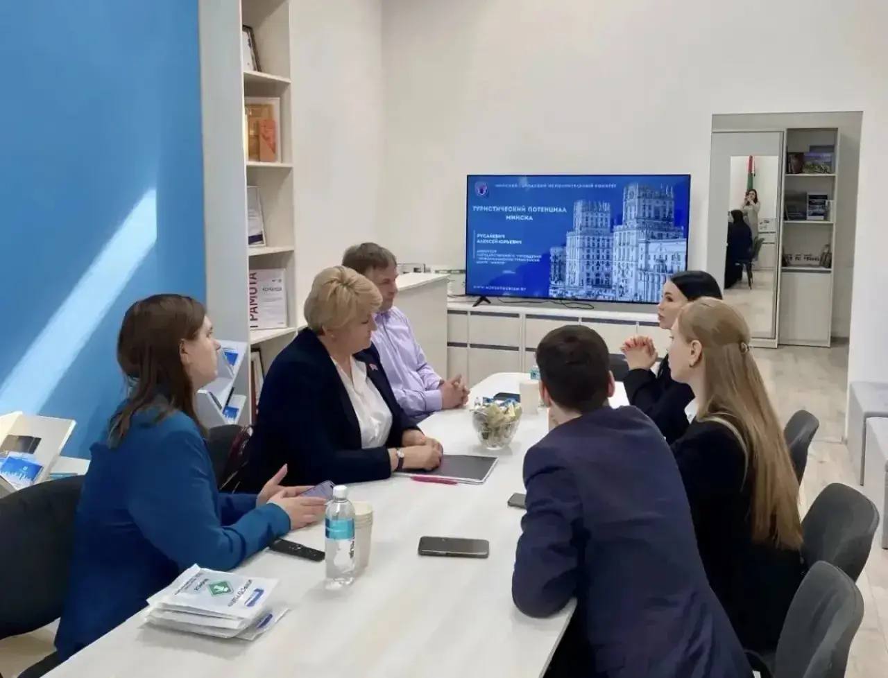 Дмитрий Миляев: В День независимости Республики Беларусь резиденты проекта «Сделано в Тульской области» в Минске примут участие в ярмарке товаропроизводителей Дмитрий Миляев: В День независимости Республики Беларусь резиденты проекта «Сделано в Тульской области» в Минске примут участие в ярмарке товаропроизводителей