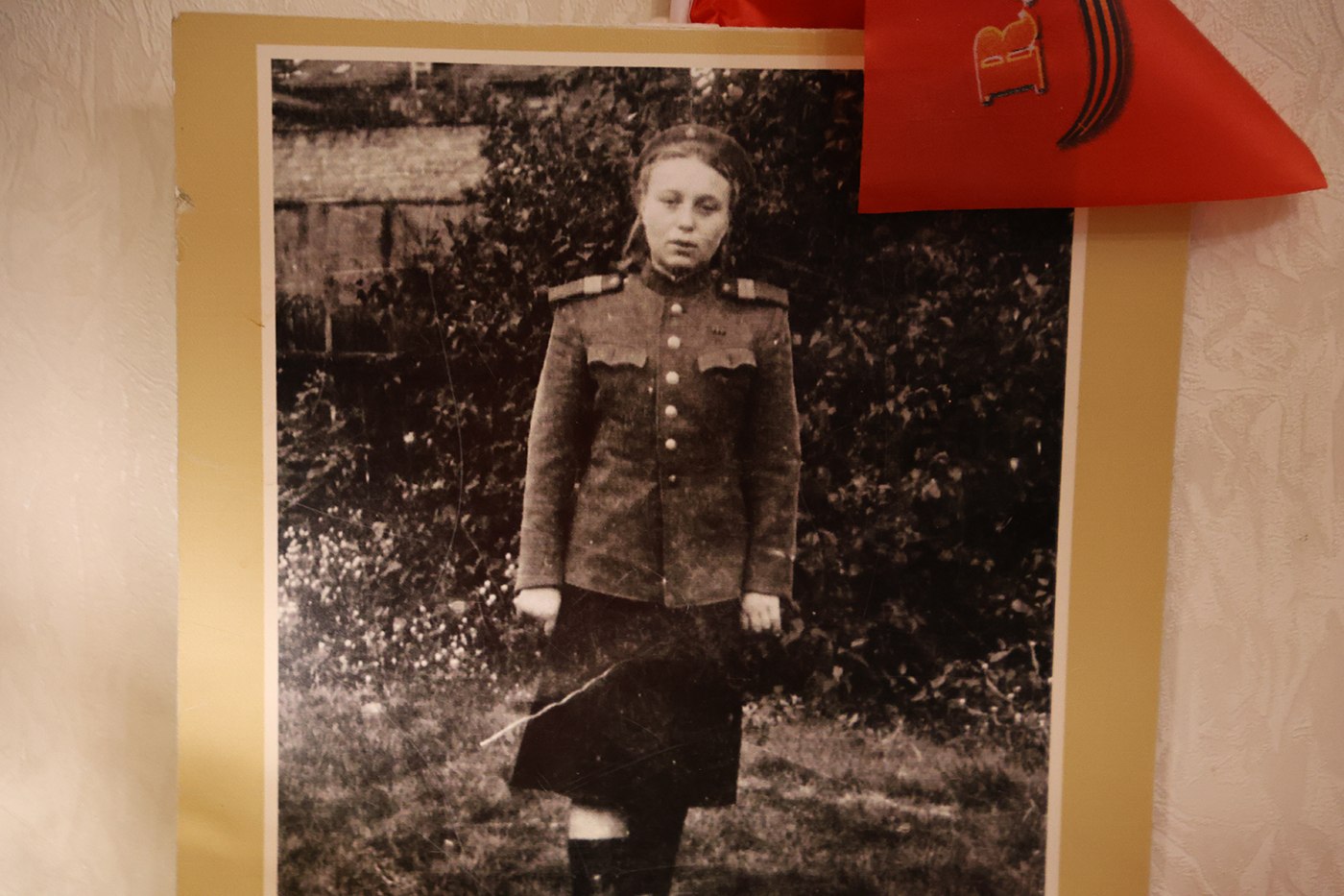 Глава города Тулы Алексей Эрк вместе с представителями администрации города навестили участника Великой Отечественной войны, Почетного гражданина города-героя Тулы Людмилу Александровну Зосимову Глава города Тулы Алексей Эрк вместе с представителями администрации города навестили участника Великой Отечественной войны, Почетного гражданина города-героя Тулы Людмилу Александровну Зосимову