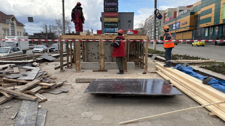 Продолжается косметический ремонт "Катюши" Продолжается косметический ремонт "Катюши"