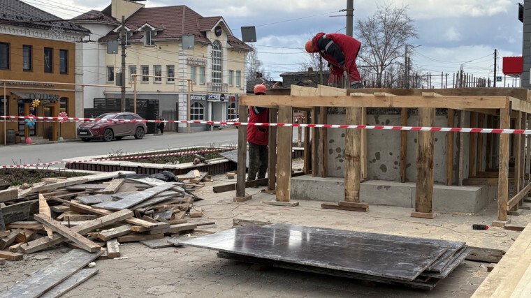 Продолжается косметический ремонт "Катюши" Продолжается косметический ремонт "Катюши"