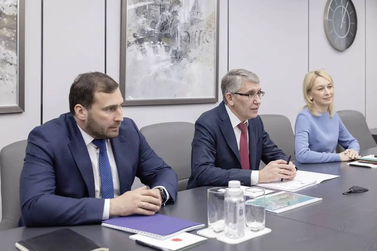 Дмитрий Миляев: Со Сбербанком будем развивать цифровые компетенции в регионе Дмитрий Миляев: Со Сбербанком будем развивать цифровые компетенции в регионе