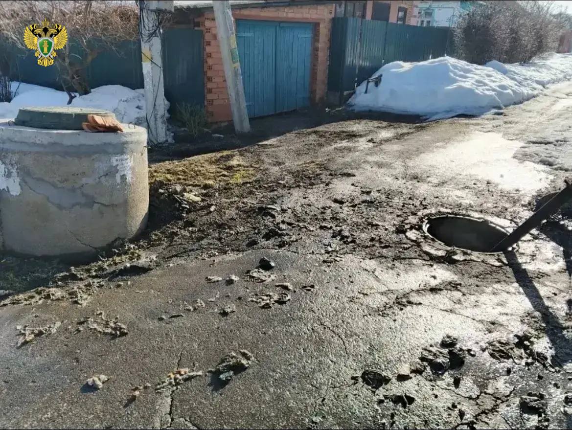 Прокуратура Плавского района после проверки публикации СМИ выявила нарушения сроков устранения аварий на сетях водоотведения