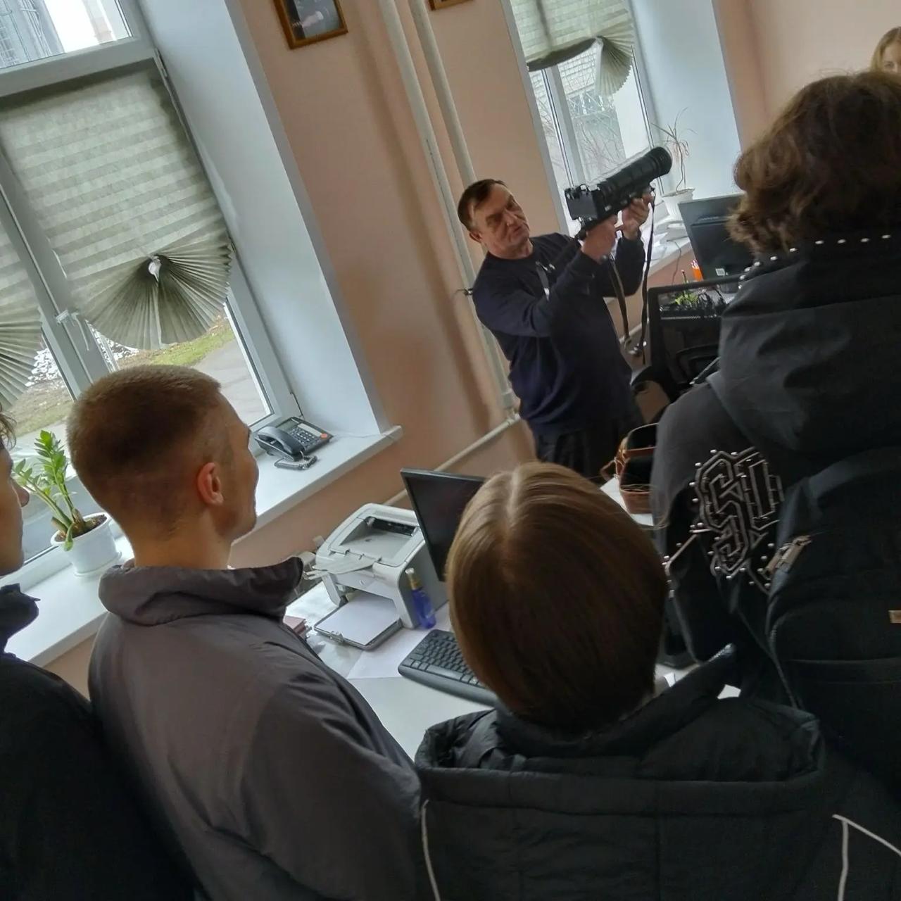 В Ефремове полицейские в рамках акции «Чистое поколение -2026» и «Защитники Отечества» провели цикл профилактических мероприятий для молодежи В Ефремове полицейские в рамках акции «Чистое поколение -2026» и «Защитники Отечества» провели цикл профилактических мероприятий для молодежи