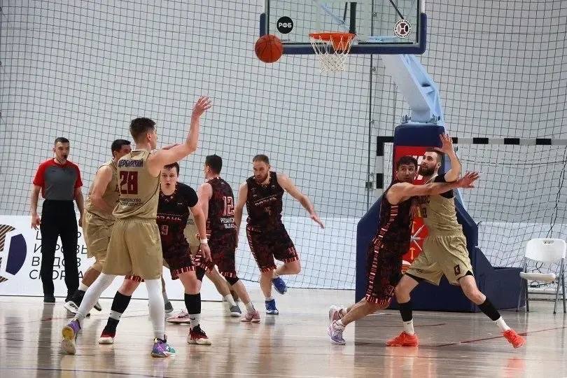 Дмитрий Миляев: #Нашасилавспорте. Наша команда ЦИВС — в «Финале четырёх»! Домашний полуфинал чемпионата ЦФО по баскетболу прошел на одном дыхании Дмитрий Миляев: #Нашасилавспорте. Наша команда ЦИВС — в «Финале четырёх»! Домашний полуфинал чемпионата ЦФО по баскетболу прошел на одном дыхании