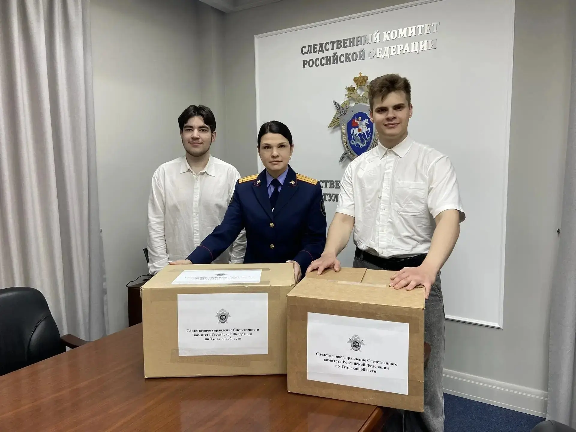 Следователи и студенты присоединились к сбору гуманитарной помощи для жителей Дагестана, пострадавших от природных катаклизмов