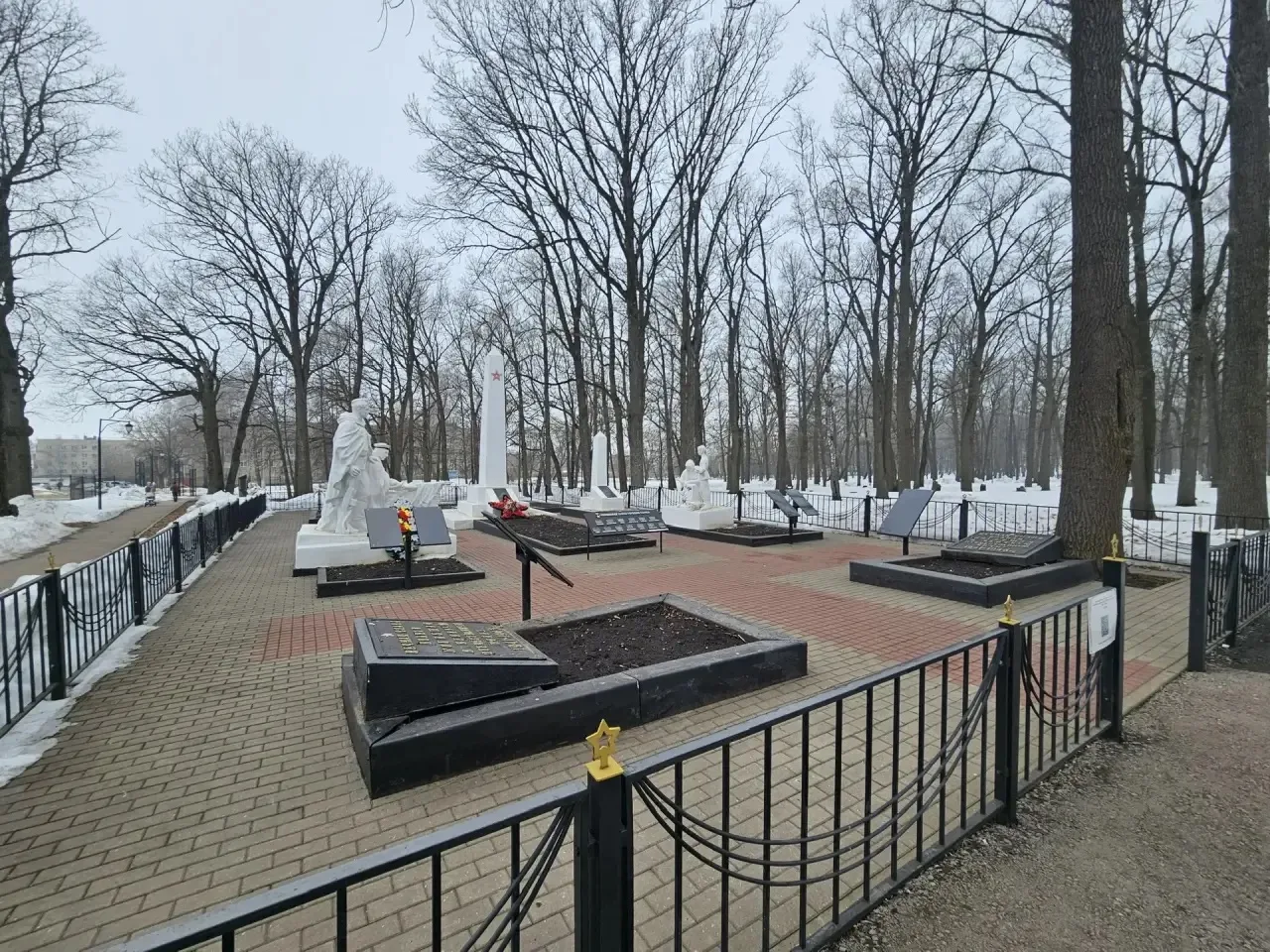 Дмитрий Миляев: Один из вопросов повестки сегодняшнего оперативного совещания - оценка состояния общественных пространств Дмитрий Миляев: Один из вопросов повестки сегодняшнего оперативного совещания - оценка состояния общественных пространств