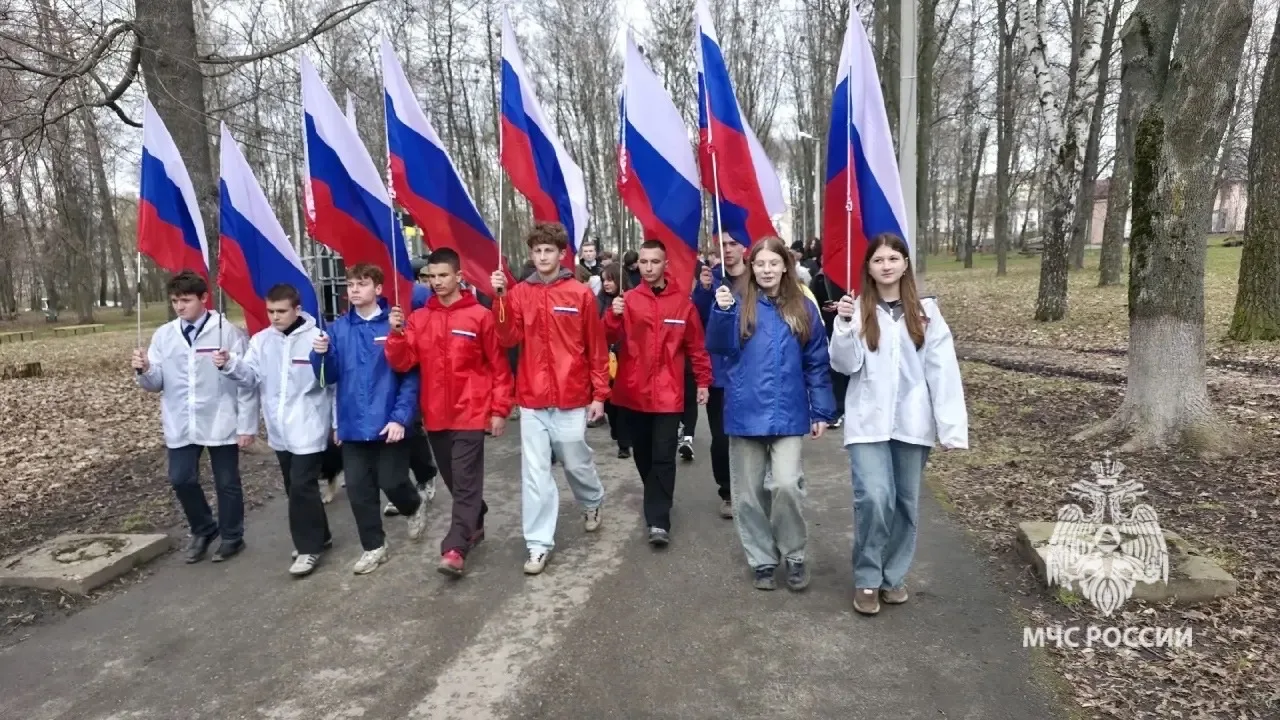 #МЧСзаЗОЖ. Спасатели Узловой поддержали всероссийскую акцию Сотрудники 4 пожарно-спасательного отряда ГУ МЧС России по Тульской области присоединились к всероссийской акции «10 000 шагов к жизни» #МЧСзаЗОЖ. Спасатели Узловой поддержали всероссийскую акцию Сотрудники 4 пожарно-спасательного отряда ГУ МЧС России по Тульской области присоединились к всероссийской акции «10 000 шагов к жизни»