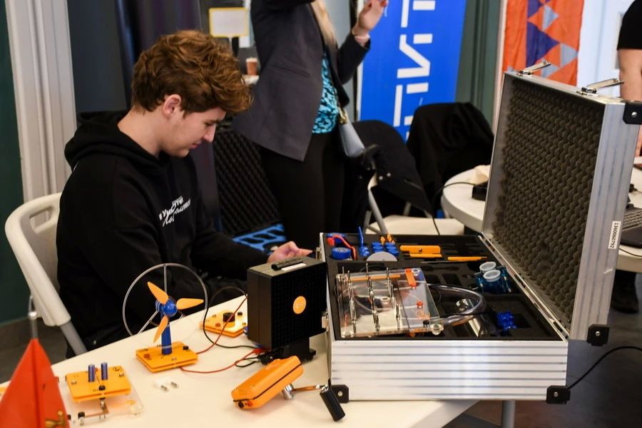 ������� ������: ����� 5000 ������� ���� ���������� ����������� �� ������������� ������� ��������������� � �������� �������