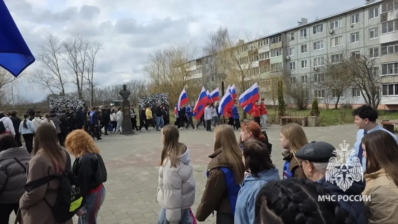 #МЧСзаЗОЖ. Спасатели Узловой поддержали всероссийскую акцию Сотрудники 4 пожарно-спасательного отряда ГУ МЧС России по Тульской области присоединились к всероссийской акции «10 000 шагов к жизни» #МЧСзаЗОЖ. Спасатели Узловой поддержали всероссийскую акцию Сотрудники 4 пожарно-спасательного отряда ГУ МЧС России по Тульской области присоединились к всероссийской акции «10 000 шагов к жизни»