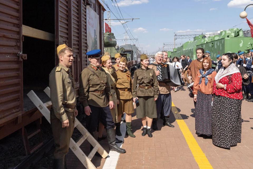 «Поезд Памяти»: в Туле состоялась патриотическая акция в преддверии Дня Победы «Поезд Памяти»: в Туле состоялась патриотическая акция в преддверии Дня Победы
