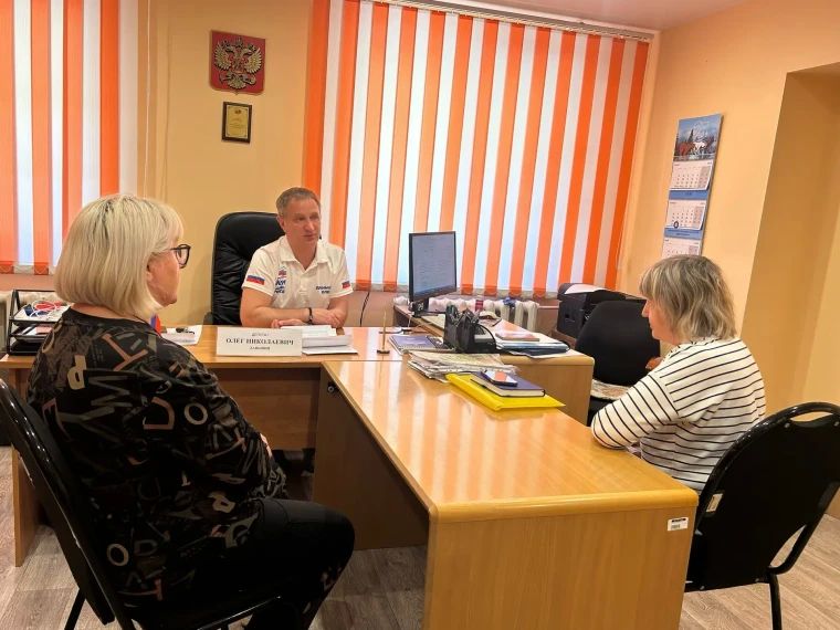 Депутаты Тульской городской Думы проводят приемы граждан Депутаты Тульской городской Думы проводят приемы граждан