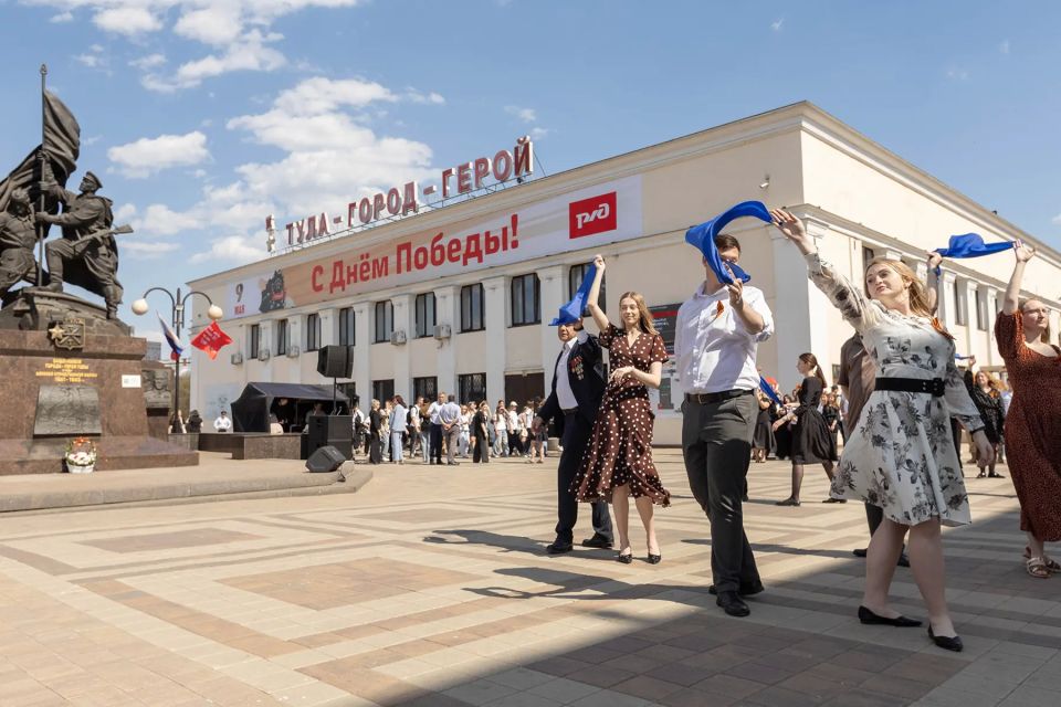 «Поезд Памяти»: в Туле состоялась патриотическая акция в преддверии Дня Победы «Поезд Памяти»: в Туле состоялась патриотическая акция в преддверии Дня Победы