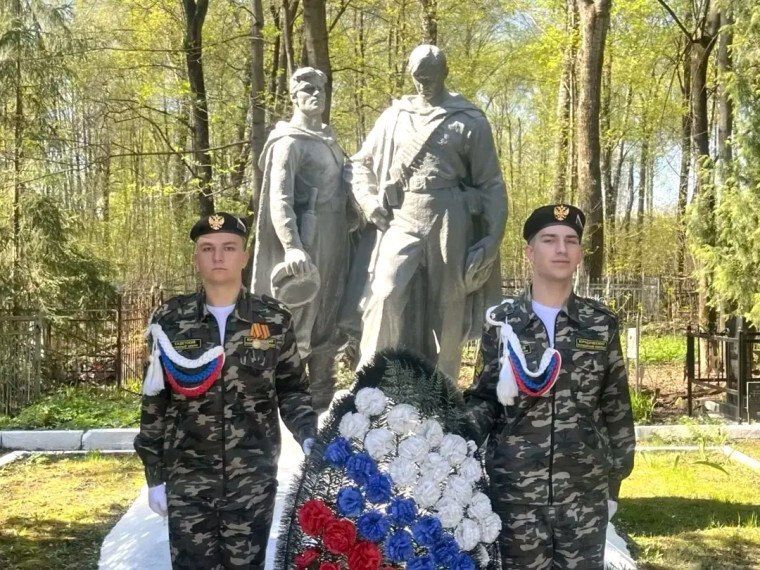 Торжественное возложение цветов прошло в Центральном и Привокзальном округах
