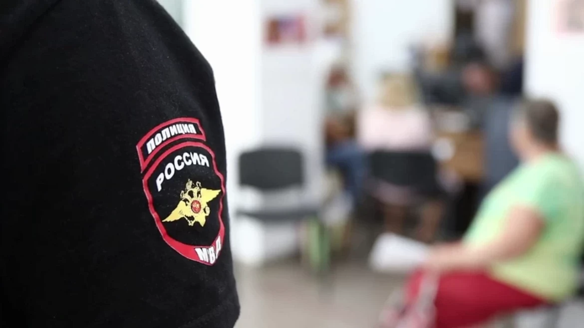 В Тульской области полицейские пресекли факты фиктивной постановки на учет иностранных граждан