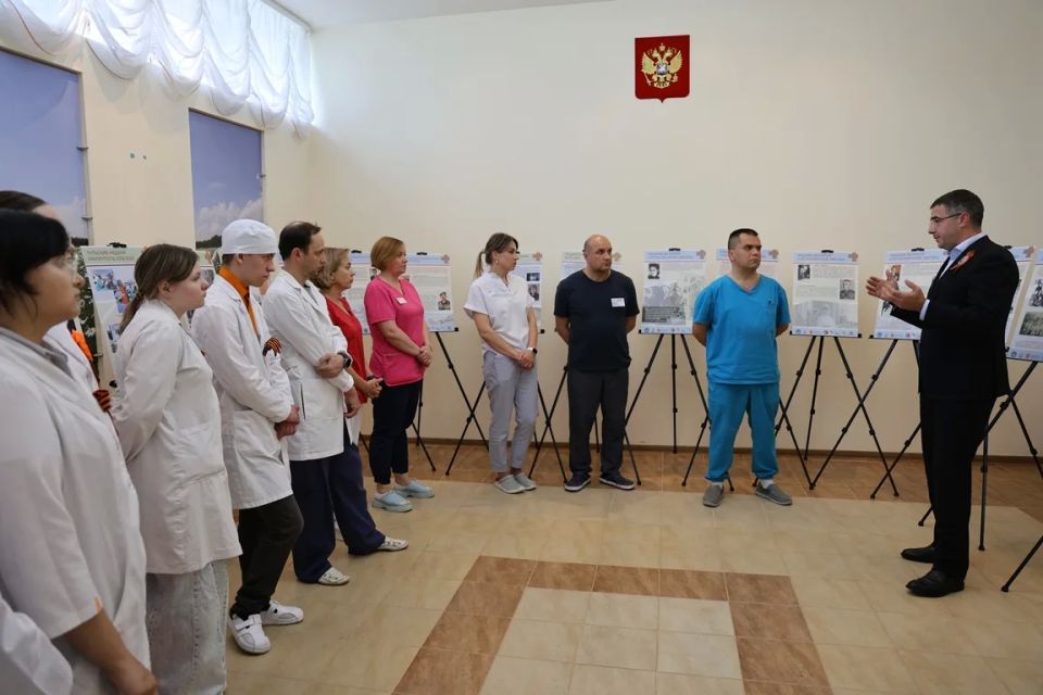 Алексей Эрк представил выставку «Солдаты жизни» в Тульском областном перинатальном центре им В.С. Гумилевской Алексей Эрк представил выставку «Солдаты жизни» в Тульском областном перинатальном центре им В.С. Гумилевской