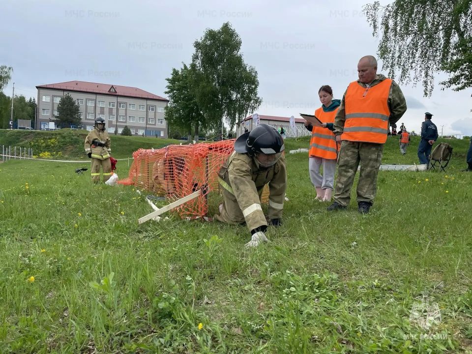 В Тульской области определили победителей в соревнований "Школа безопасности" В Тульской области определили победителей в соревнований "Школа безопасности"