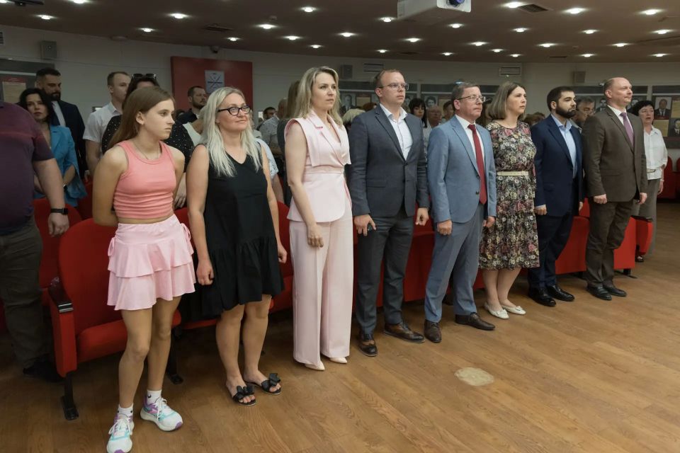 Транспортную компанию «Алексинское ПАТП» наградили за активное участие в Месячнике чистоты Транспортную компанию «Алексинское ПАТП» наградили за активное участие в Месячнике чистоты