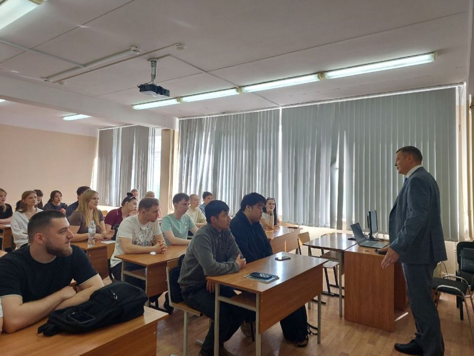 В ТГПУ им. Л.Н. Толстого в рамках акции «Будь в форме» прошли профориентационные встречи сотрудников полиции со студентами В ТГПУ им. Л.Н. Толстого в рамках акции «Будь в форме» прошли профориентационные встречи сотрудников полиции со студентами