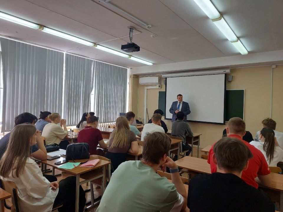 В ТГПУ им. Л.Н. Толстого в рамках акции «Будь в форме» прошли профориентационные встречи сотрудников полиции со студентами В ТГПУ им. Л.Н. Толстого в рамках акции «Будь в форме» прошли профориентационные встречи сотрудников полиции со студентами