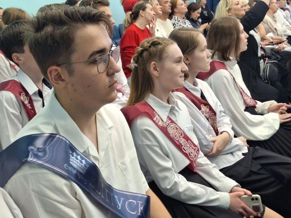 В этом году в Туле более 8300 выпускников школ В этом году в Туле более 8300 выпускников школ
