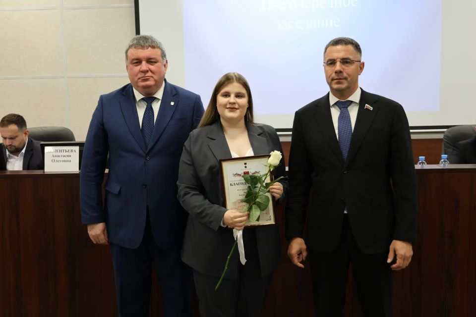 Алексей Эрк наградил лауреатов премий «Признание» и «Успех» Алексей Эрк наградил лауреатов премий «Признание» и «Успех»