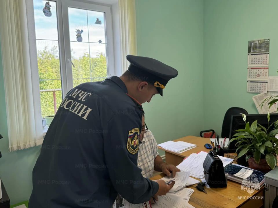 В Кимовском районе продолжается профилактическая работа по предупреждению пожаров В Кимовском районе продолжается профилактическая работа по предупреждению пожаров