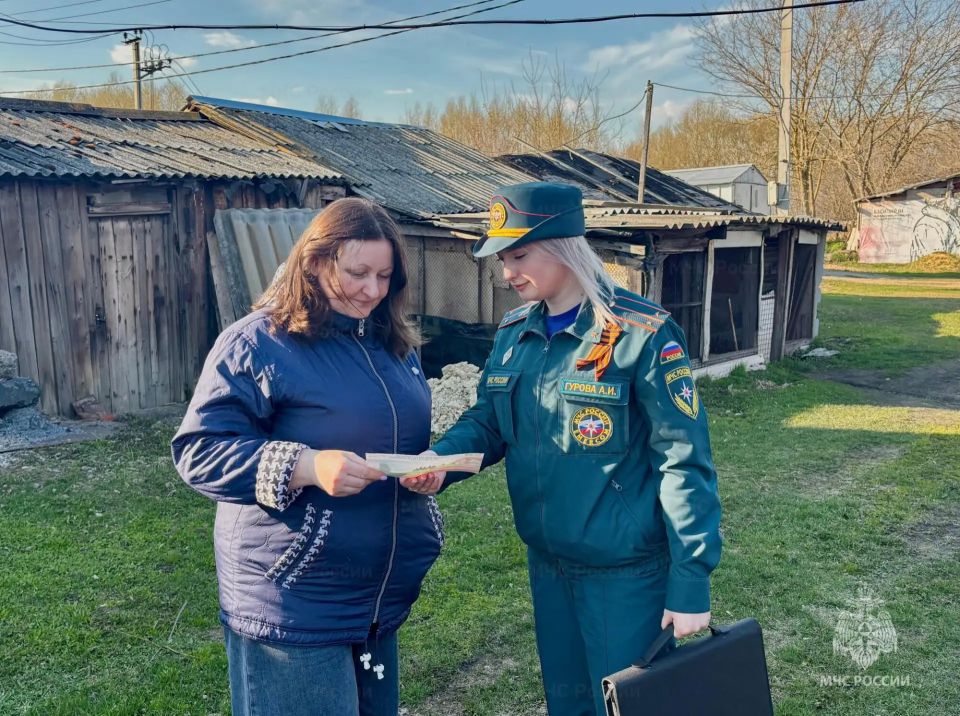 В Кимовском районе продолжается профилактическая работа по предупреждению пожаров В Кимовском районе продолжается профилактическая работа по предупреждению пожаров